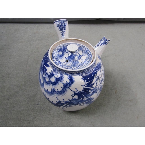 1787 - ORIENTAL B&W TEAPOT, 20CM H