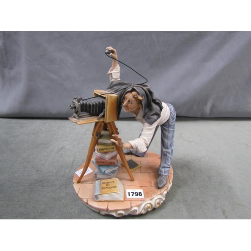 1798 - CAPODIMONTE PORCELAIN FIGURE OF A PHOTOGRAPHER, 28CM H