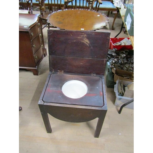 1879 - LATE GEORGIAN OAK BEDROOM COMMODE, 52CM W