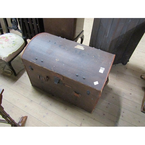 1915 - LATE VICTORIAN CANVAS DOME TOP TRAVEL TRUNK, 80CM W