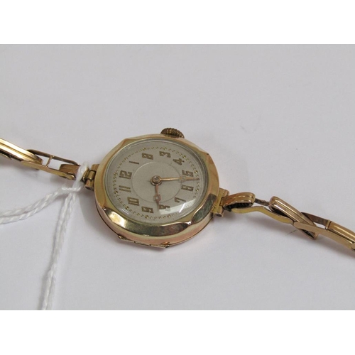 1590 - 9ct GOLD LADIES WATCH