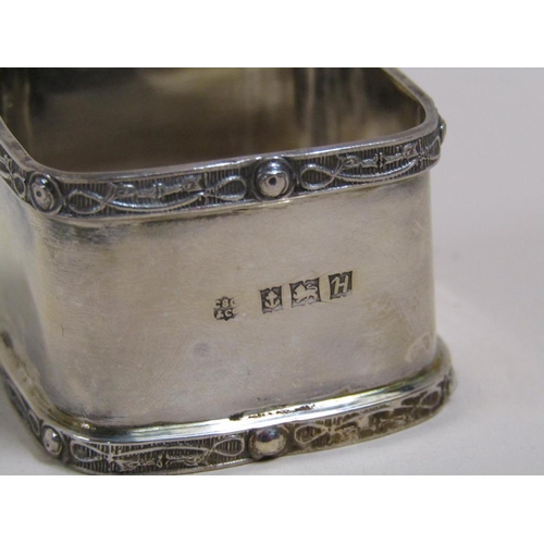 1690 - SILVER ASHTRAY AND TWO NAPKIN RINGS 3.7oz