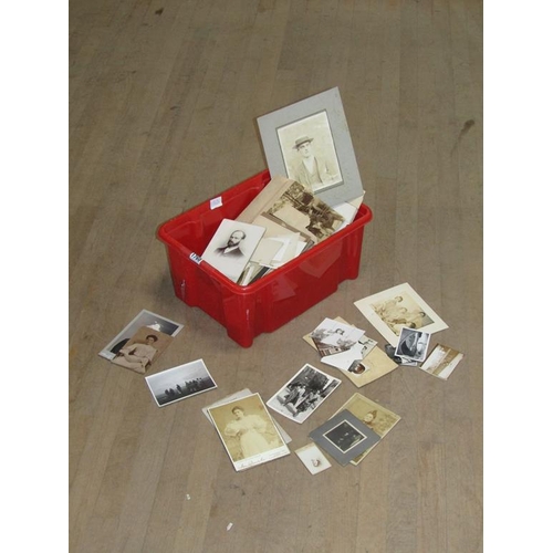 1760 - BOX OF MIXED EARLY 20c BLACK AND WHITE PHOTOGRAPHS