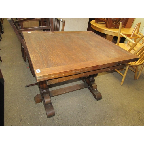 599 - 1930'S OAK DRAWLEAF TABLE