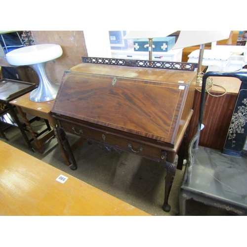 605 - INLAID BUREAU