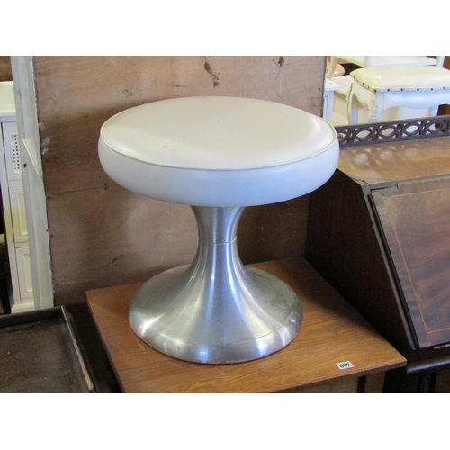 606 - 1970s STOOL AND A TABLE