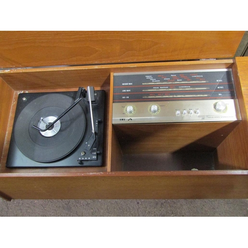 652 - HMV RADIOGRAM