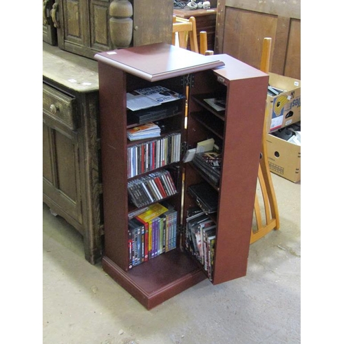 672 - CD CUPBOARD AND CD'S - 34 x 97.5 x 34 cms