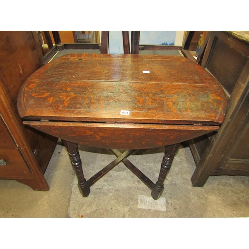 674 - OAK DROP LEAF TABLE