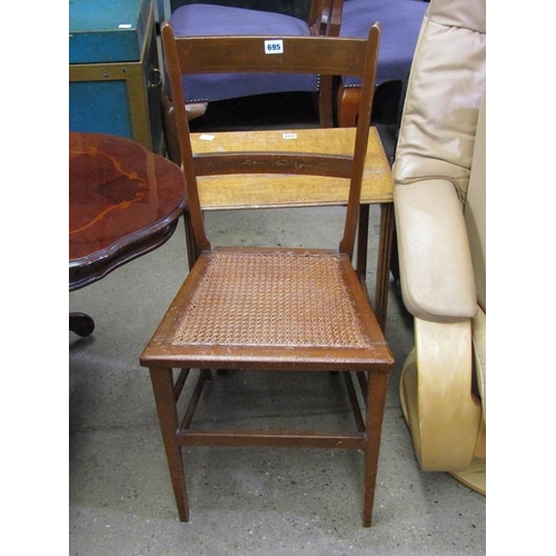 695 - SALON CHAIR