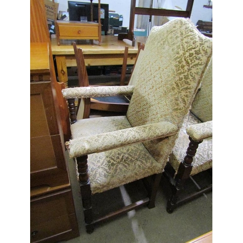 811 - EIGHT VICTORIAN DINING CHAIRS