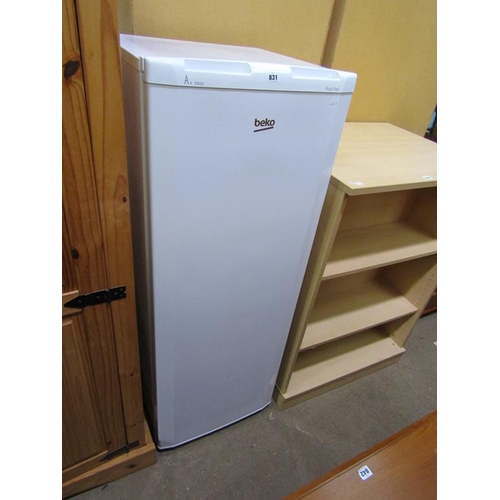 831 - BEKO FREEZER