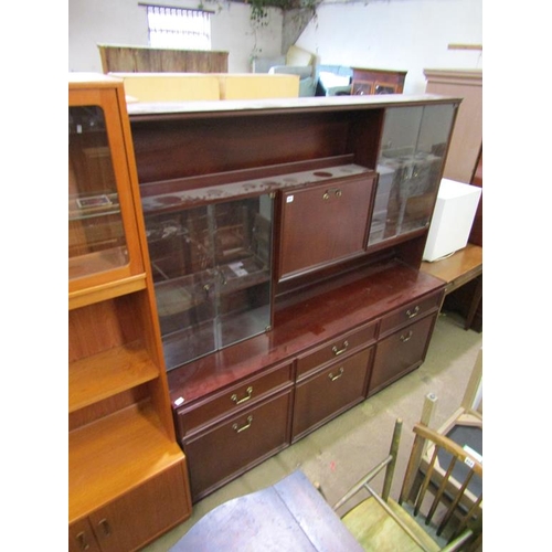 847 - REPRODUCTION WALL UNIT