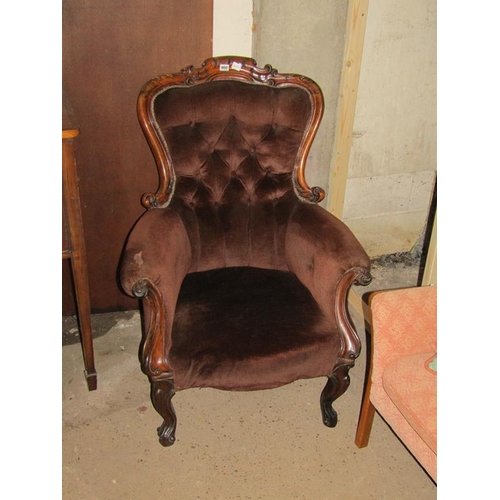 900 - VICTORIAN BUTTON BACK ARMCHAIR