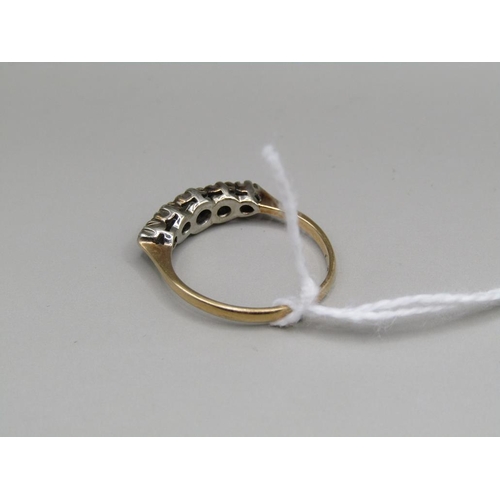 1318 - 18ct GOLD DIAMOND 5 STONE RING SIZE M