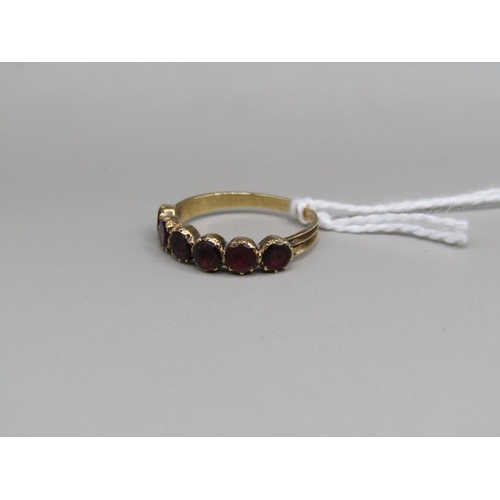 1319 - GOLD RED STONE SET RING, SIZE J