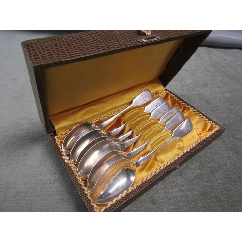 1464 - BOXED SET OF SIX SILVER TEA SPOONS