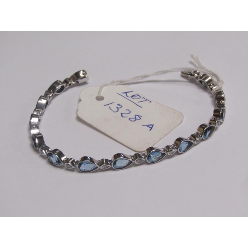 1328A - WHITE GOLD AQUAMARINE AND DIAMOND SET BRACELET