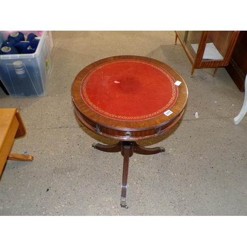 573 - REPRODUCTION LEATHER TOP TRIPOD TABLE