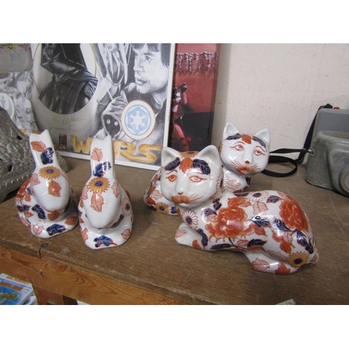 33 - TWO PAIRS OF IMARI ANIMALS - CATS & RABBITS