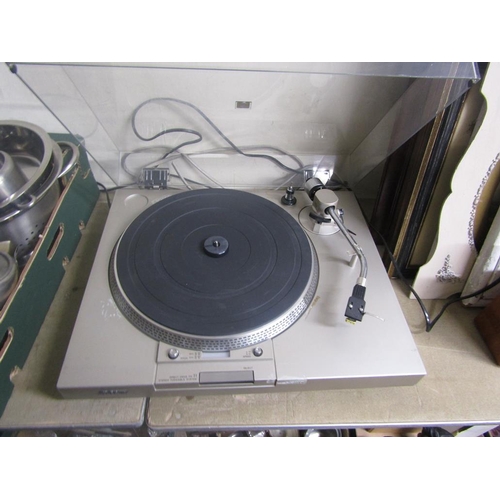 423 - SONY TURNTABLE AND ROBERTS RADIO