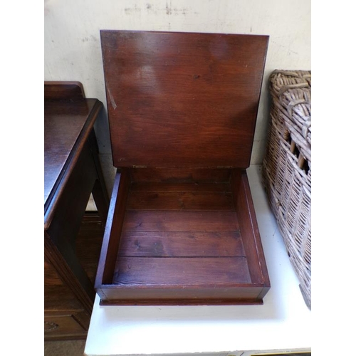 708 - SMALL MAHOGANY CLERKS DESK