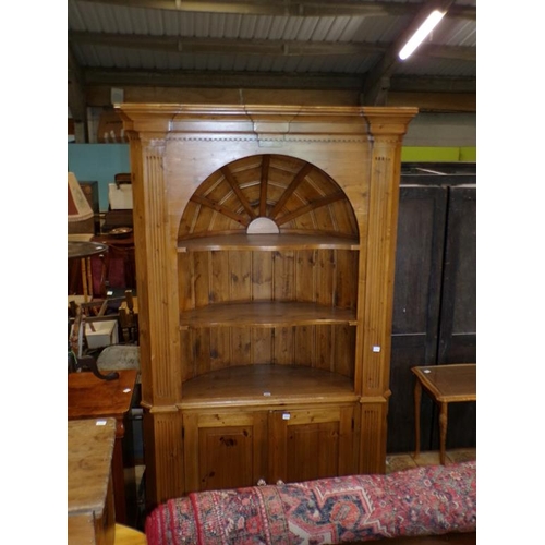 800 - VICTORIAN PINE CORNER CUPBOARD