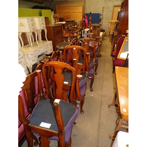 873 - EIGHT QUEEN ANNE STYLE DINING CHAIRS