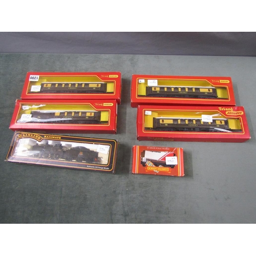 1200 - MAIN LINE 2301 CLASS BLACK LOCOMOTIVE IN BOX; FOUR TRIANG HORNBY CARRIAGES; GOODS WAGON