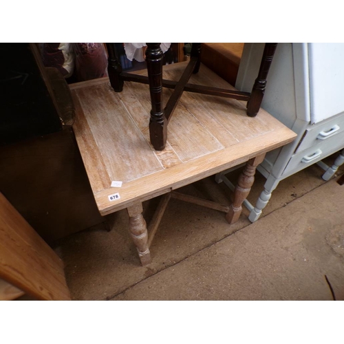 678 - OAK DRAWER LEAF DINING TABLE