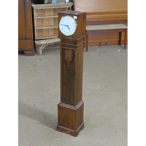 693 - OAK CASED GRANDMOTHER CLOCK