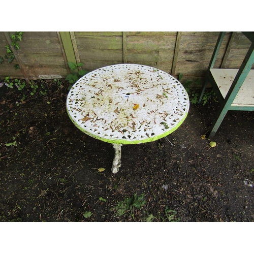 1010 - GARDEN TABLE