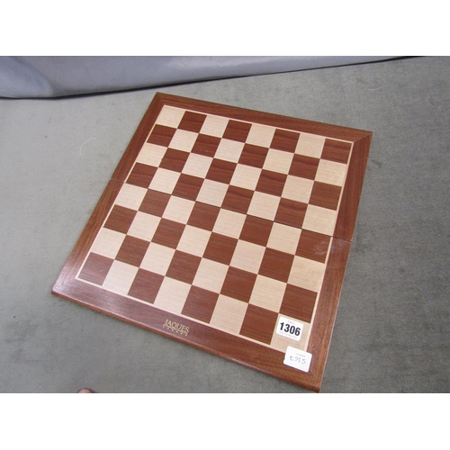 1306 - JACQUES OF LONDON CHESS SET, BOX 39CM W