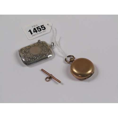 1455 - SILVER VESTA CASE TOGETHER WITH GOLD METAL SOVEREIGN CASE BY BENNISON