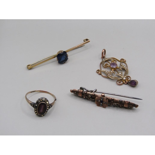 1581 - FOUR ITEMS OF GOLD JEWELLERY, APPROX 10g