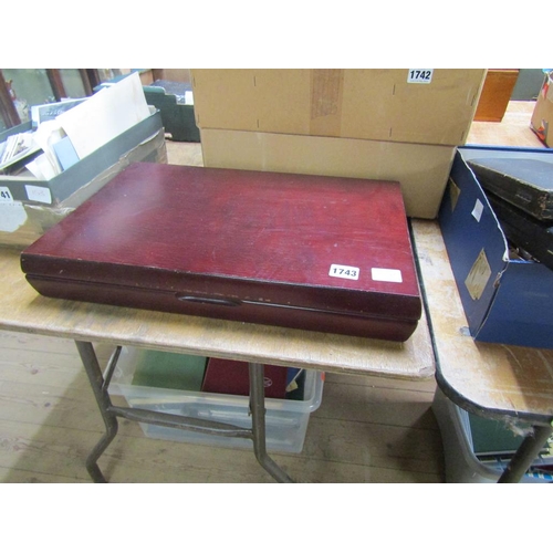 1743 - VINERS CANTEEN OF SILVER PLATED CUTLERY