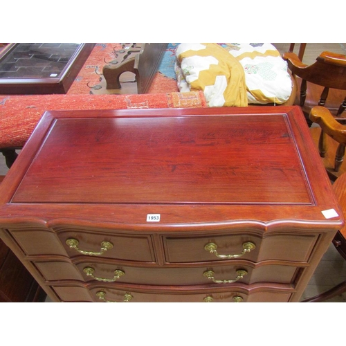 1953 - MAHOGANY SERPENTINE FRONT CHEST OF TWO SHORT AND THREE LONG DRAWERS, 91CM W, 92CM H