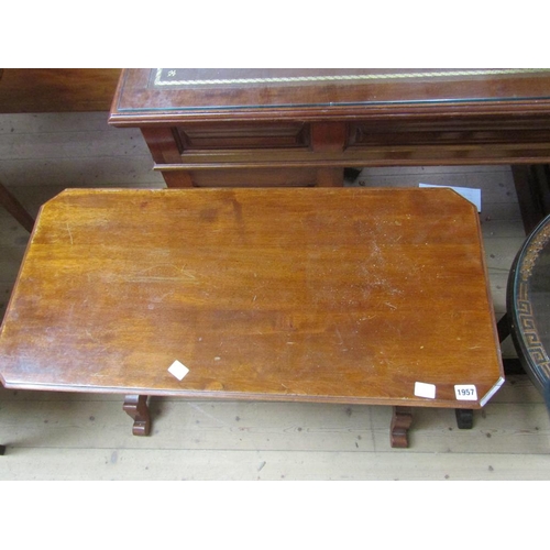 1957 - VICTORIAN MAHOGANY STRETCHER TABLE WITH TURNED SPINDLE SUPPORTS, 90CM W, 64CM H