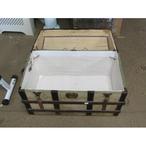 705 - DOME TOP TRUNK