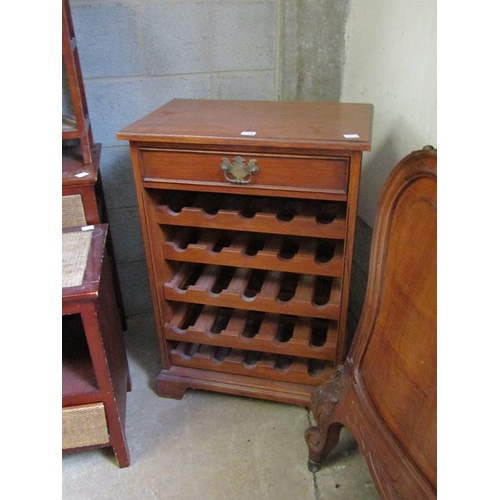 716 - WINE RACK