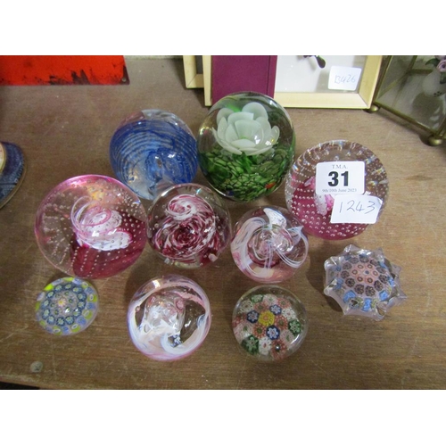 31 - COLLECTION OF PAPERWEIGHTS TO INC. CAITHNESS