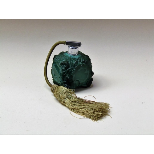 169 - An Art Deco Czechoslovakian malachite atomiser, moulded in relief with flowers, 10cm h.