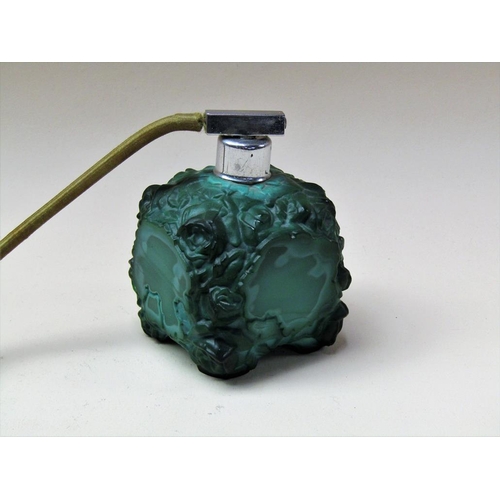 169 - An Art Deco Czechoslovakian malachite atomiser, moulded in relief with flowers, 10cm h.