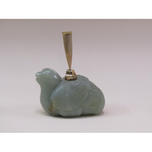 79 - An Oriental carved green stone figure of a seated bird, mounted with a 9ct gold dip well, marked Sam... 