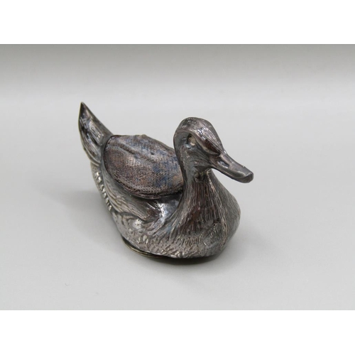 118 - A silver duck pin cushion, Birmingham 1907, 6cm l.