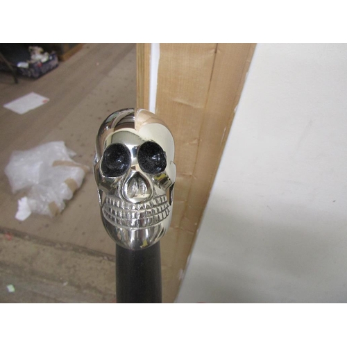 445 - SKULL WALKING STICK