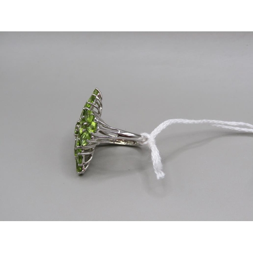 1411 - LARGE SILVER PERIDOT RING SIZE O 1/2