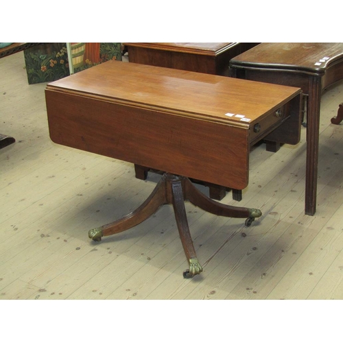 1782 - 19c MAHOGANY DROP LEAF TABLE 98 x 70 cms