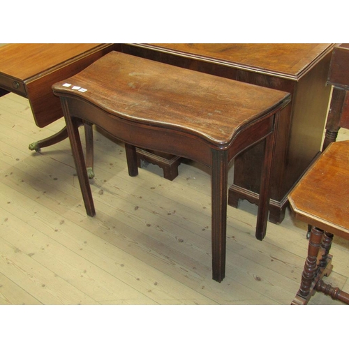 1783 - 19c MAHOGANY FOLD OVER CARD TABLE 91 x 73 cms