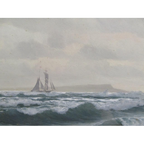 1176 - UNSIGNED - SEASCAPE WITH BOATS AND DISTANT CLIFFS, OIL ON PANEL, F/G, 18CM X 34CM